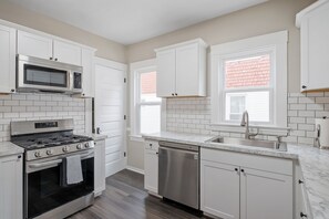 Private kitchen - City Charmer With A Modern Twist (Grand Rapids)