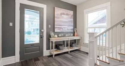 City Charmer With A Modern Twist