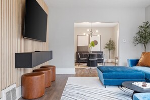 Living area - City Charmer With A Modern Twist (Grand Rapids)