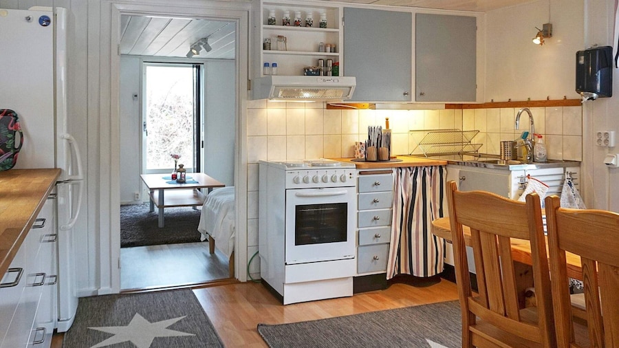 4 Person Holiday Home in Lysekil-by Traum