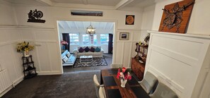 Twin Room, Multiple Beds, Non Smoking, Private Bathroom | Living area