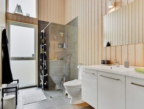 Ferienhaus | Badezimmer