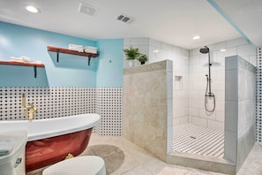 Hair dryer, towels - Decatur Eco-Farm Apt: 12 Mi to ATL Sights & Arenas (Decatur)