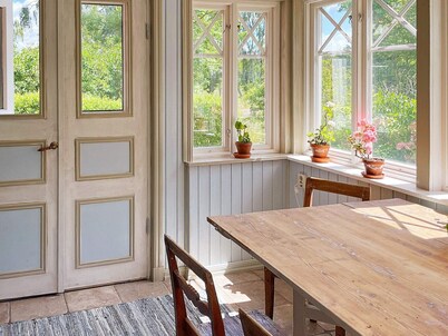 Idyllic Family Retreat Close to the Sea