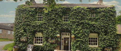 Overnatningsstedets facade