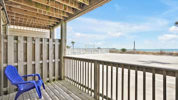 Suite, 2 Bedrooms | Terrace/patio