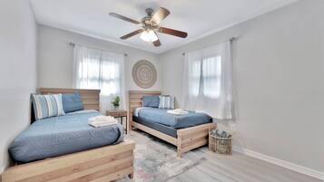 Family Villa | 2 bedrooms, desk, iron/ironing board, free WiFi