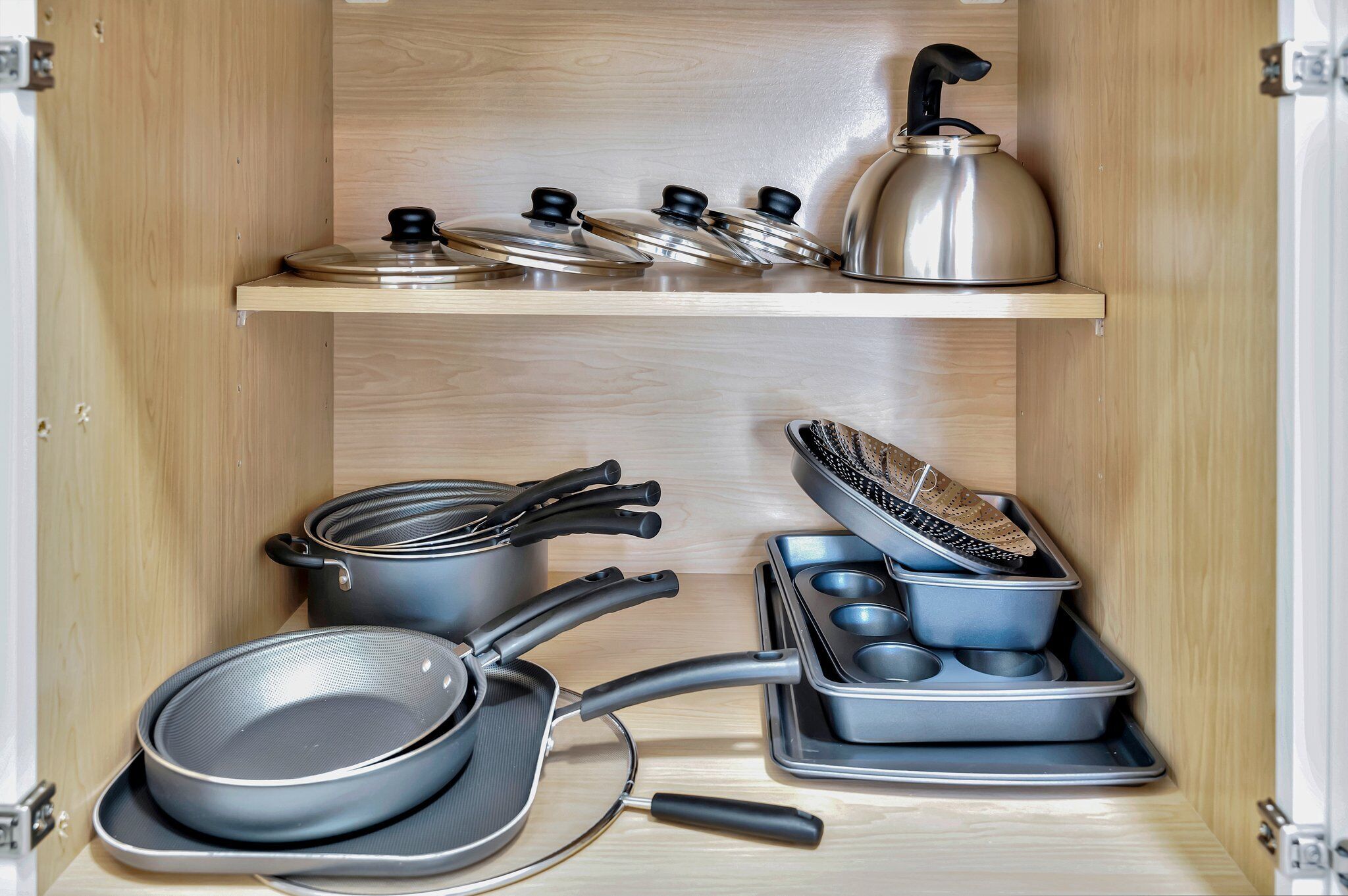 Family Villa | Private kitchen | Full-sized fridge, microwave, oven, stovetop