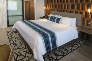 Room (1 King Bed and 1 Futon) - Hotel Indigo Guadalajara Expo by IHG (Guadalajara)