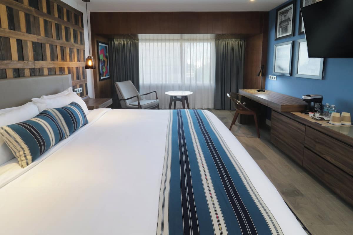 1 chambre, minibar, coffres-forts dans les chambres