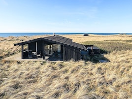 House | Water view