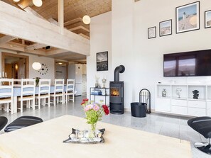 House | Dining