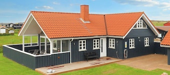 4 Star Holiday Home in Lokken