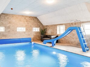 Maison | Piscine | Piscine couverte, piscine extérieure