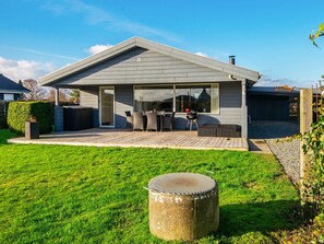 Exterior - 4 Star Holiday Home in Hejls (Hejls)