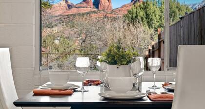 A440A Smith Road AAA · Fabulous Uptown Escape