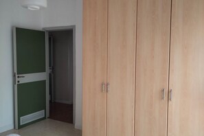 Interior -  M335 - Marcelli, large two-room apartment with sea view with balcony (Marcelli)