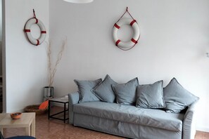 Living area -  M335 - Marcelli, large two-room apartment with sea view with balcony (Marcelli)
