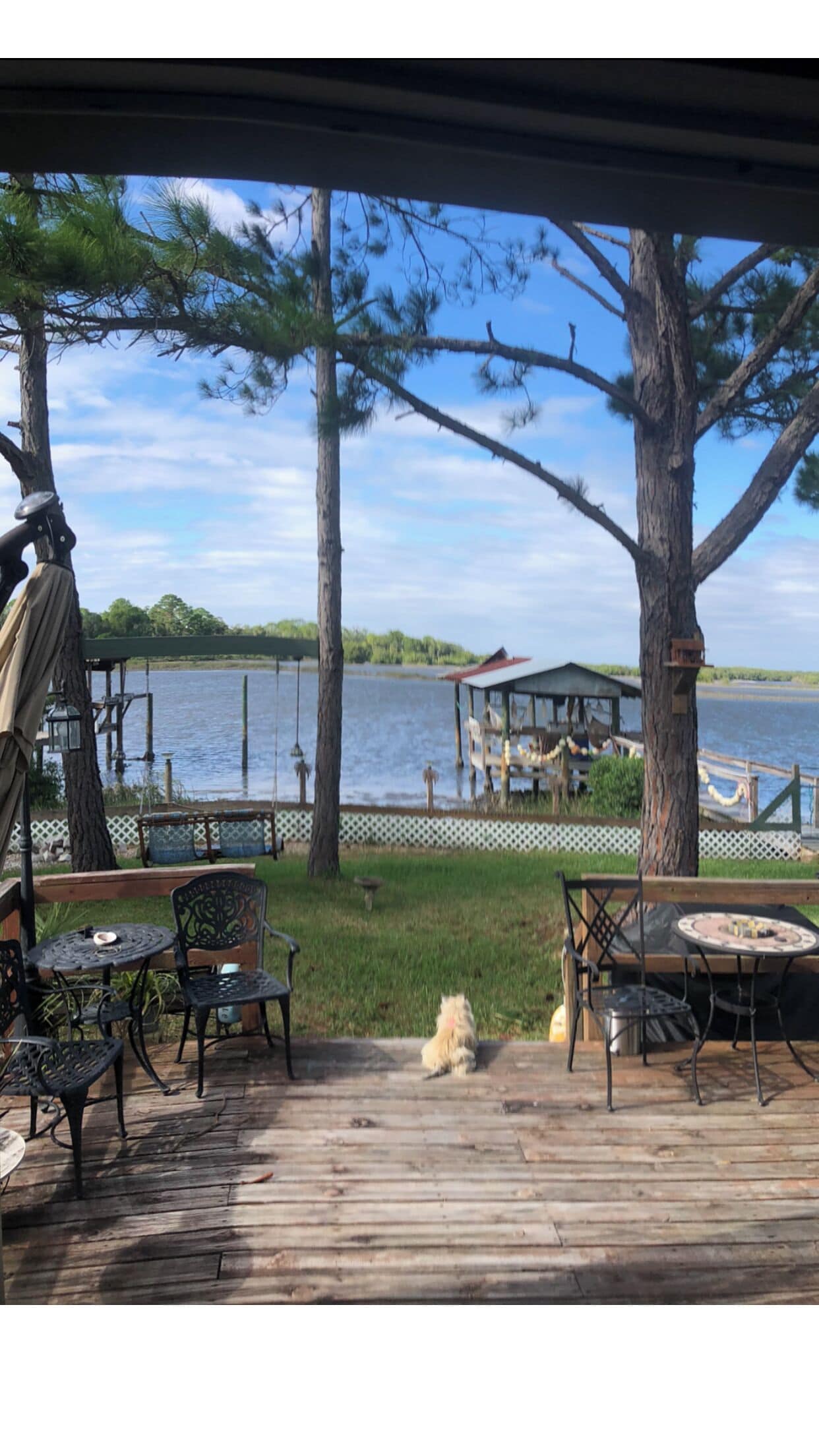 Outdoor dining