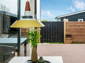 House | Terrace/patio