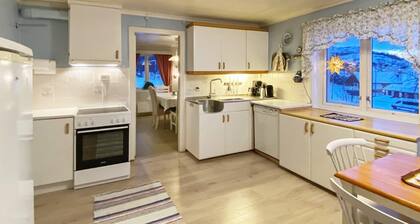 8 Person Holiday Home in Stonglandseidet