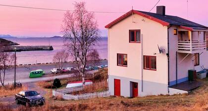 8 Person Holiday Home in Stonglandseidet