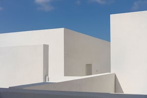 Exterior - Neo Suites (Santorini)