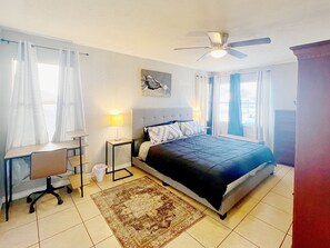 3 habitaciones, escritorio, tabla de planchar con plancha y wifi gratis 