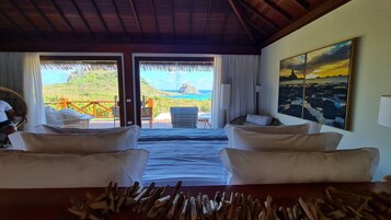 Bangalô Master | 1 quarto, roupas de cama premium, frigobar, individualmente decorados
