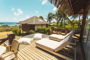 Master Bungalow | 1 bedroom, premium bedding, minibar, individually decorated -  NANNAI Noronha (Fernando de Noronha)