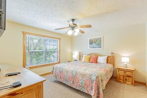 4 Schlafzimmer, Bügeleisen/Bügelbrett, kostenloses WLAN, Bettwäsche