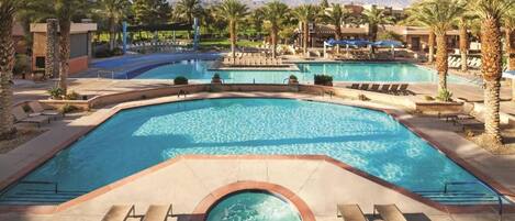 Piscine extérieure, piscine chauffée