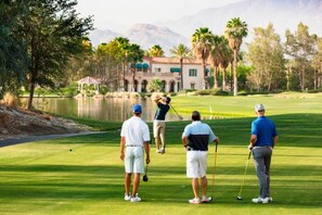 Golf - Coachella 1 Bedroom/1 bath villa (Palm Desert)