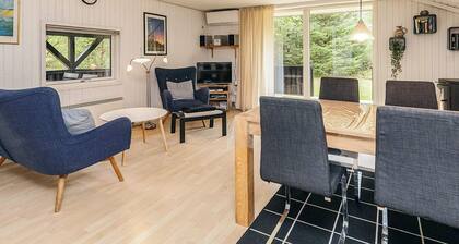 5 Person Holiday Home in Albaek