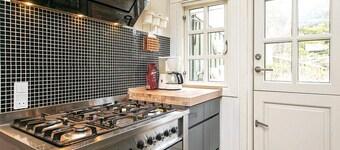 6 Person Holiday Home in Jerup