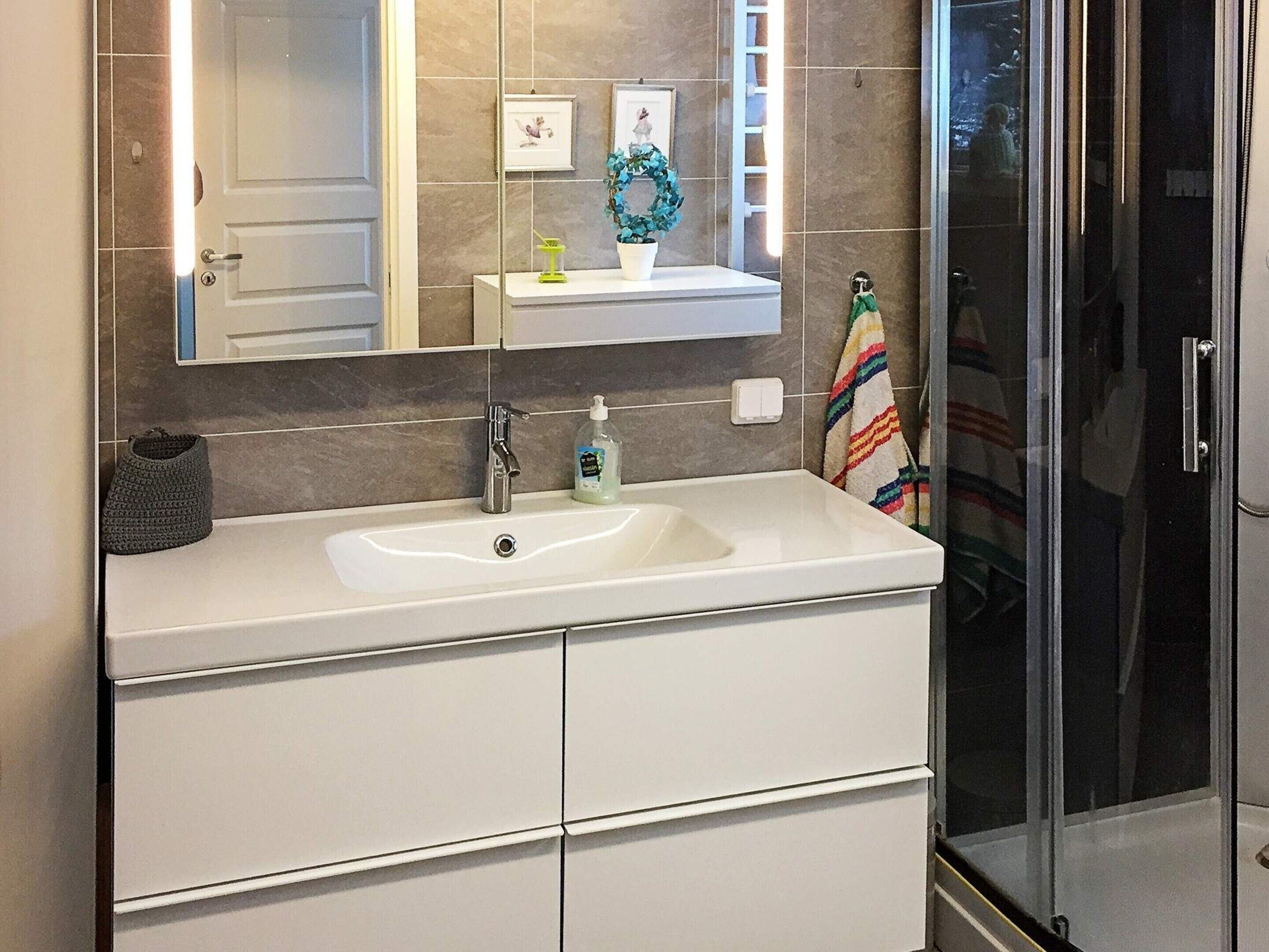 House | Bathroom