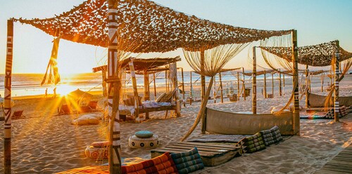 Beach Walk Villa with Pool. Just remodeled, proximity to golf and Lisbon!