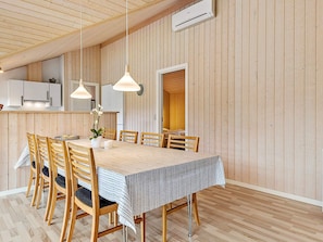 House | Dining