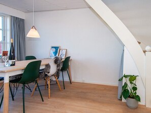 Dining - 4 Star Holiday Home in Ebeltoft (Ebeltoft)