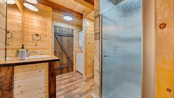 淋浴设施、毛巾