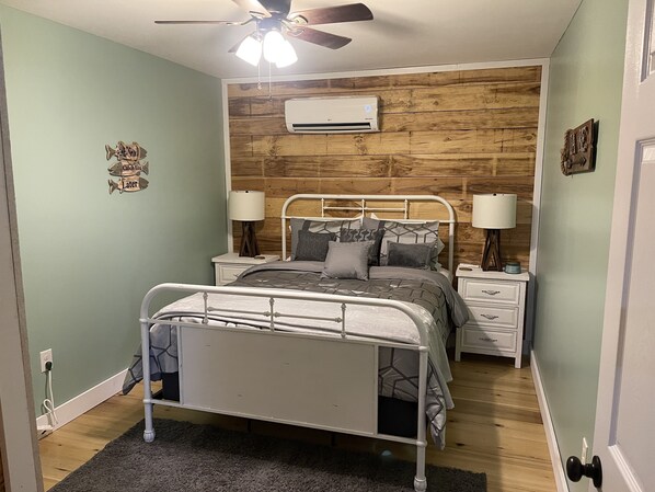 2 bedrooms, WiFi, bed sheets