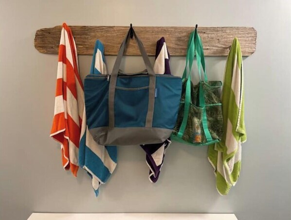 Interior detail - BEACHside and Pool View 1 bedroom (Panama City Beach)