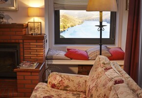 27-inch LCD TV with satellite channels, TV