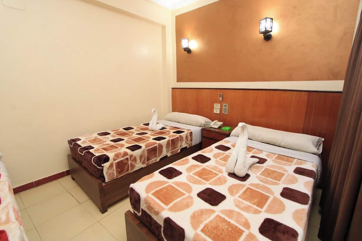 Basic Double Room | Cadar kapas Mesir, peralatan tempat tidur premium, busa memori