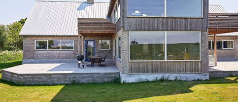 House | Exterior