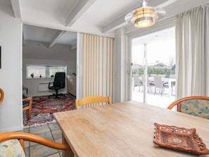 House | Tempat makan