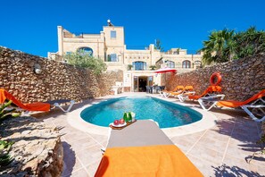 Pool - La Rustica Holiday Home (Ix-Xagħra)