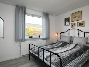 3 habitaciones y muebles diferentes 