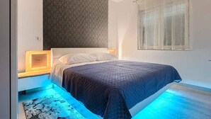 2 bedrooms, WiFi - Holiday apartment with shared pool (Medulin)