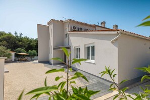 Exterior - Studio with communal pool and air conditioning (Medulin)